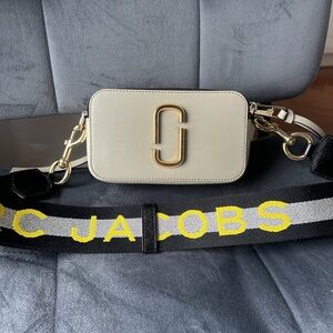 Marc Jacobs The Snapshot bag Cream with Gold Accents